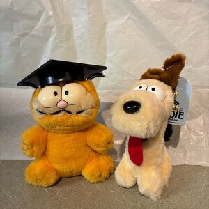 Vintage Garfield 1981 and Odie 1983 Plush Toy Bundle**